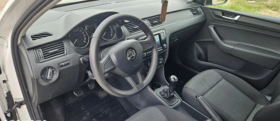 Skoda RAPID cena 21525 przebieg: 247000, rok produkcji 2018 z Strzelce Opolskie małe 46
